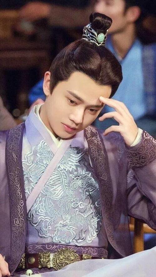 任嘉伦老婆圈内爆料,揭秘明星夫妻背后的甜蜜与挑战