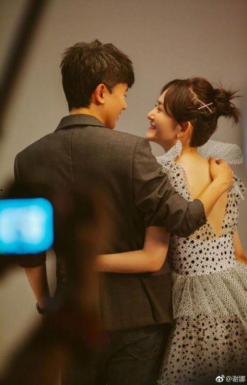 娱乐圈爆料张杰谢娜文档,娱乐圈爆料的爱情故事