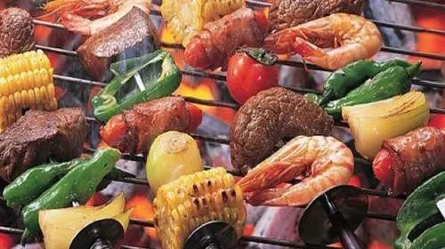 娱乐吃瓜酱烧烤店,舌尖上的娱乐盛宴