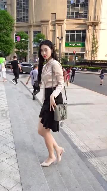 成都街拍爆料人员名单最新,揭秘最新爆料人员名单背后的故事