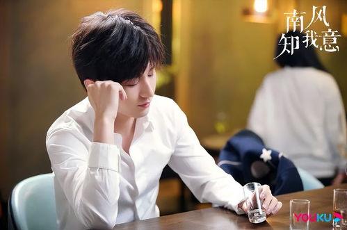 成毅恋情爆料最新视频,甜蜜互动引网友热议，细节揭秘恋情真相