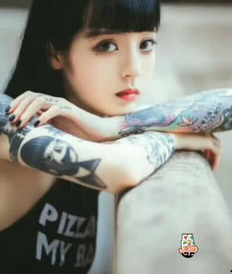 抖音网红吃瓜福利纹身