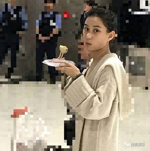 何超莲窦骁闺蜜爆料新闻,恋情真相曝光引热议